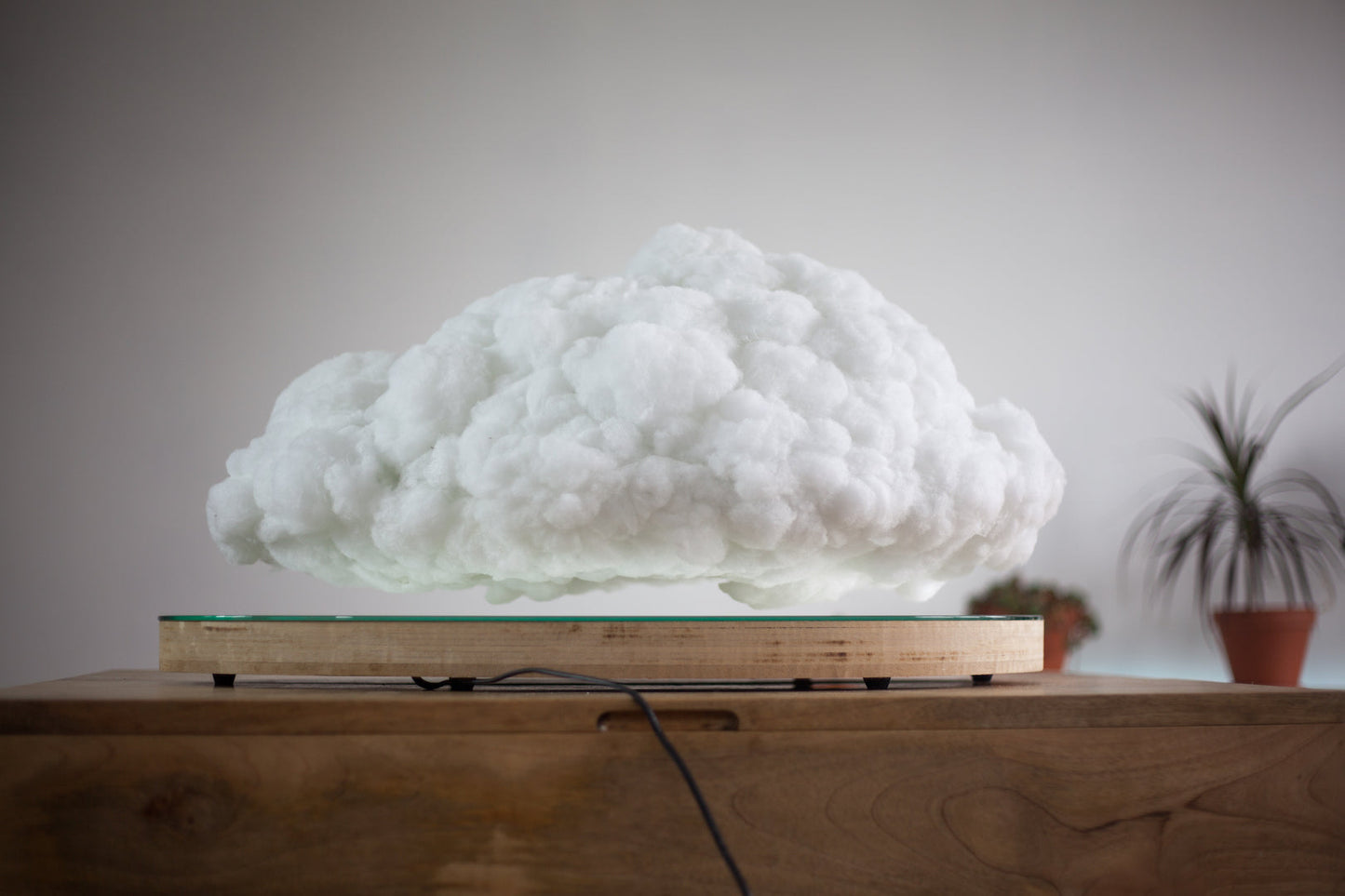 Floating cloud speaker